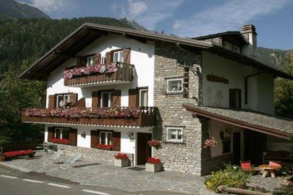 Petit Meuble Otel Courmayeur Dış mekan fotoğraf